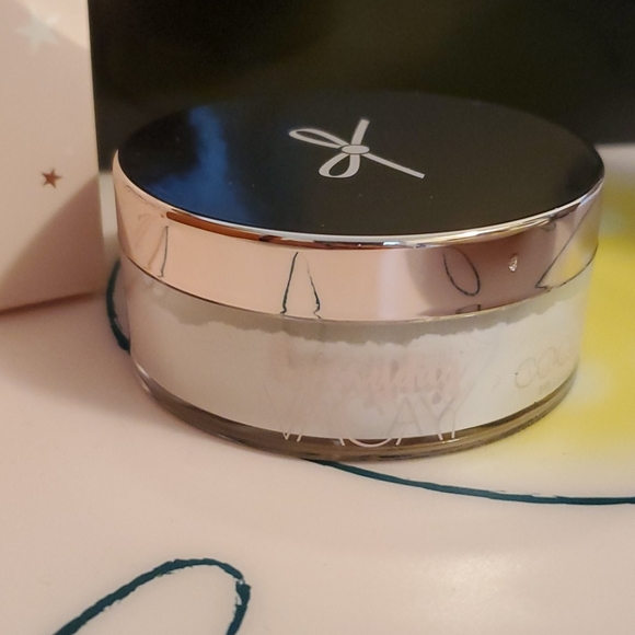 CIATE EVERYDAY VACAY SETTING POWDER - Picture 2 of 3